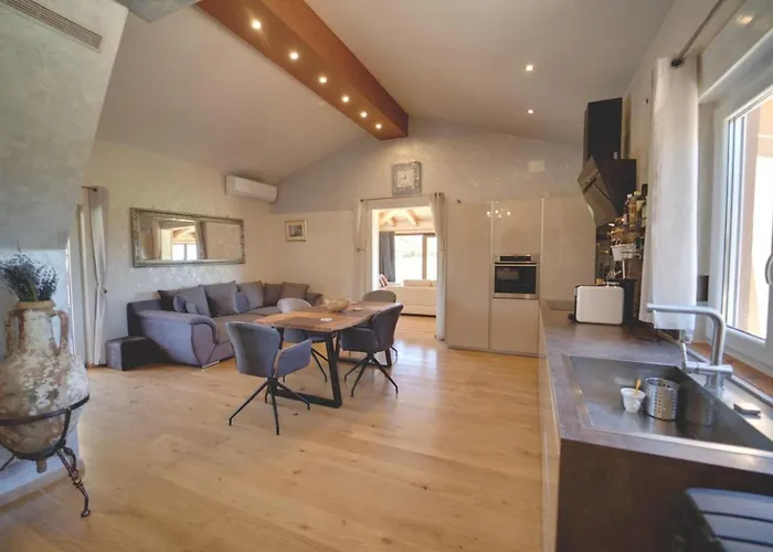 Absolute Privacy Novigrad Istria