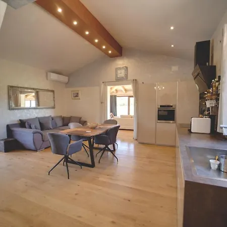 Absolute Privacy Novigrad Istria