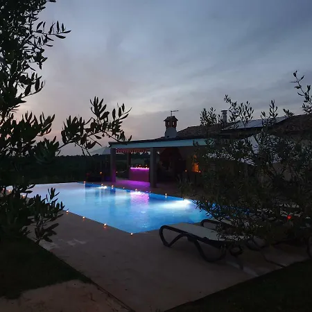 Vila Absolute Privacy