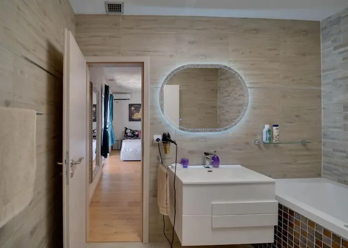 Absolute Privacy Villa *